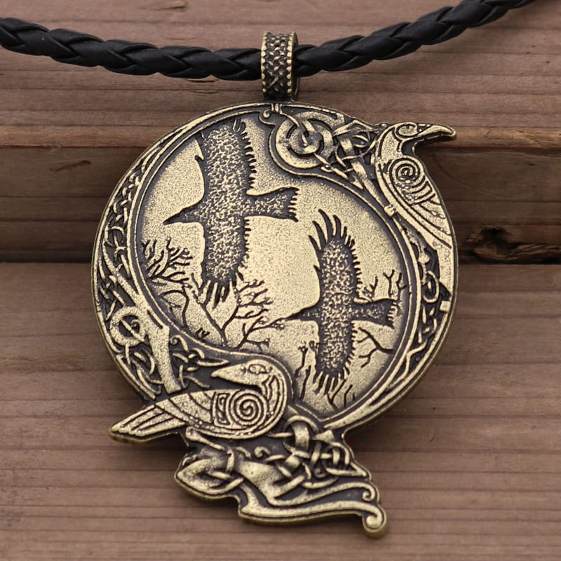 Raven���s Wisdom Celtic Knot Necklace