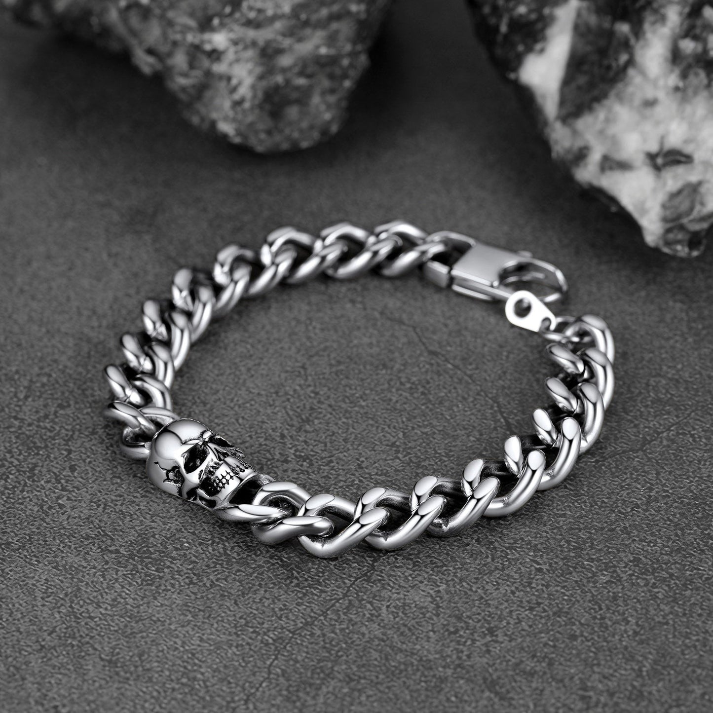 Gothic Heavy Cuban Chain Skull Bracelet for in Stainless Steel