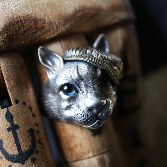 Gentleman Cat Crystal Cat���s Eyes Sterling Silver Ring